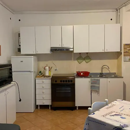 Casetta Azzurra In Corte Medioevale Holiday home *