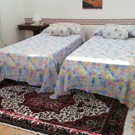 Casetta Azzurra In Corte Medioevale Holiday home *