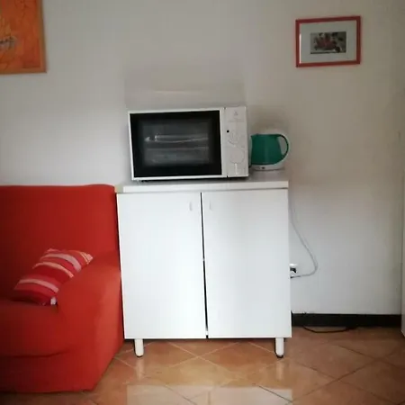 Holiday home Casetta Azzurra In Corte Medioevale Pisano