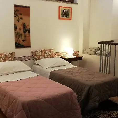 Holiday home Casetta Azzurra In Corte Medioevale Pisano